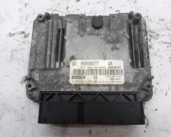 RAČUNALNIK MOTORJA Opel Antara 2007 2.0 DT 16V 96858577