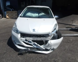 AUTO PER PEZZI Peugeot 208 2014 1.2