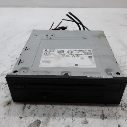 RADIO Volkswagen Golf 2021 1.5 TSI AUT. VARIANT 3q0035842c RADIO Volkswagen Golf 2021 1.5 TSI AUT. VARIANT 3q0035842c