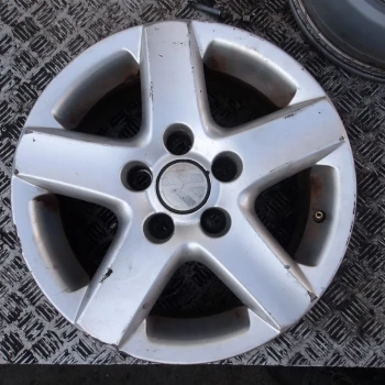 PLATIŠČE 15' Volkswagen Golf 2005 1.9 TDI