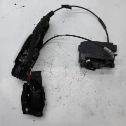 ZAKLEP  ZADAJ DESNA Citroën C4 2018 SPACETOURER 1.5 HDI 9826135580