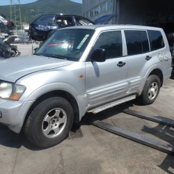 AUTO PER PEZZI Mitsubishi Pajero, Montero 2002 3.2 DID