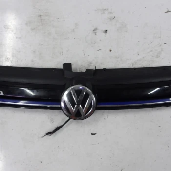 OKRASNA MASKA Volkswagen Golf 2021 1.5 TSI AUT. VARIANT 5g0853653t