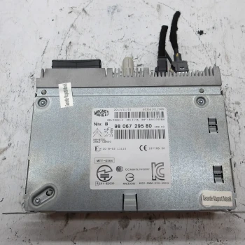 RADIO Peugeot 208 2014 1.2 9806729580