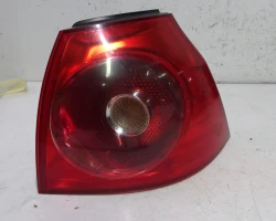 STOP LUČ DESNA Volkswagen Golf 2006 1.9 TDI 1k6945096n