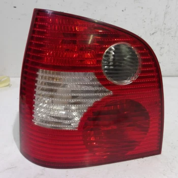 FARO POSTERIORE SINISTRO Volkswagen Polo 2004 1.4