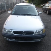 AVTO ZA DELE Opel Astra 2000 1.6 CLASSIC
