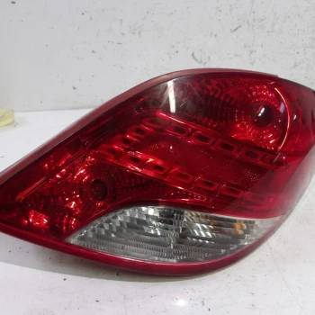 TAIL LIGHT RIGHT Peugeot 207 2009 1.4 I 16V 6351HQ