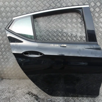 GOLA VRATA ZADAJ DESNA Opel Astra 2018 1.4 TURBO