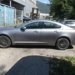 AUTO PER PEZZI Jaguar XF 2009 2.7D V6 AUT.