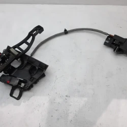 ZAKLEP  ZADAJ DESNA Ford Mondeo 2010 2.0 TDCI SW 6m2a-r26412-bc
