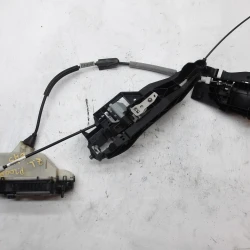 ZAKLEP ZADAJ LEVA Peugeot 2008 2018 1.2 9812501280 ZAKLEP ZADAJ LEVA Peugeot 2008 2018 1.2 9812501280