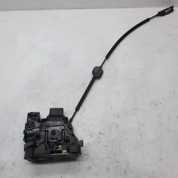 ZAKLEP  SPREDAJ DESNA Ford B-MAX 2016 1.0 ECOBOOST av1a-r21812-ag