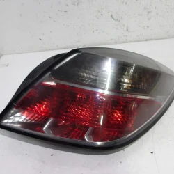 TAIL LIGHT RIGHT Opel Astra 2005 1.6 16V 342691834w TAIL LIGHT RIGHT Opel Astra 2005 1.6 16V 342691834w