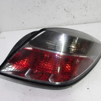 TAIL LIGHT RIGHT Opel Astra 2005 1.6 16V 342691834w