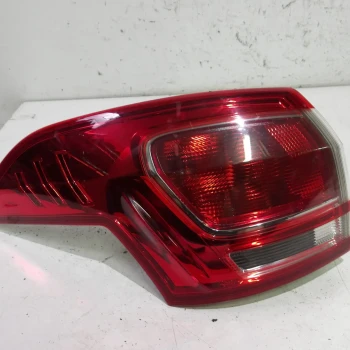 FARO POSTERIORE SINISTRO Ford B-MAX 2016 1.0 ECOBOOST av11-13405-a0