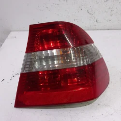STOP LUČ DESNA BMW 3 2004 320 D 6946536-01 STOP LUČ DESNA BMW 3 2004 320 D 6946536-01