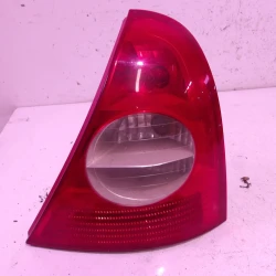 STOP LUČ DESNA Renault CLIO 2010 1.2 STORIA STOP LUČ DESNA Renault CLIO 2010 1.2 STORIA