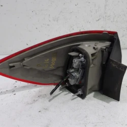 STOP LUČ DESNA Ford Mondeo 2010 2.0 TDCI SW