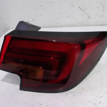 TAIL LIGHT RIGHT Opel Astra 2018 1.4 TURBO 39015946