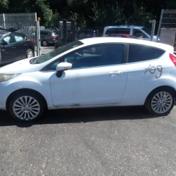 AUTO PER PEZZI Ford Fiesta / /