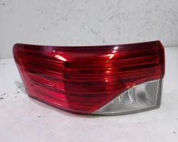FARO POSTERIORE SINISTRO Toyota Avensis 2013 2.0 D WAGON