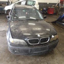 AVTO ZA DELE BMW 3 2002 320