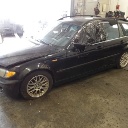 AUTO PER PEZZI BMW 3 2002 320