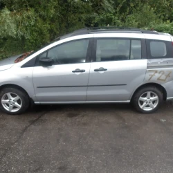 AUTO PER PEZZI Mazda Mazda5 2005 1.8