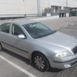 AUTO PER PEZZI Škoda Octavia 2005 1.6