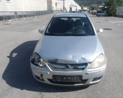 AUTO PER PEZZI Opel Corsa 2004 1.8