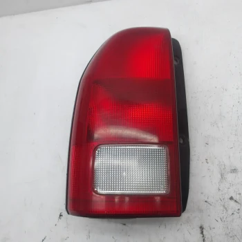 STOP LUČ LEVA Suzuki GRAND VITARA 2000 1.6