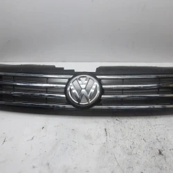 OKRASNA MASKA Volkswagen Passat 2012 2.0TDI AUT. 4 MOTION VF30100001 OKRASNA MASKA Volkswagen Passat 2012 2.0TDI AUT. 4 MOTION VF30100001