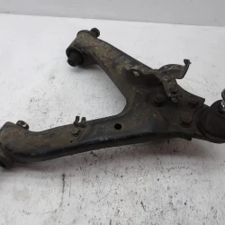ROKA ZADAJ DESNO Mitsubishi Pajero, Montero 2002 3.2 DID ROKA ZADAJ DESNO Mitsubishi Pajero, Montero 2002 3.2 DID