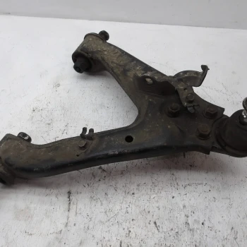 ROKA ZADAJ DESNO Mitsubishi Pajero, Montero 2002 3.2 DID