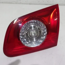 TAIL LIGHT RIGHT Volkswagen Passat 2010 2.0 TDI VARIANT 3C9945094