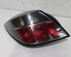 STOP LUČ LEVA Opel Astra 2007 1.7 DTI 16V 24451832