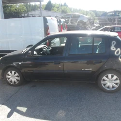 AUTO PER PEZZI Renault CLIO 2003 1.4