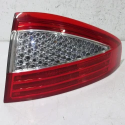 TAIL LIGHT RIGHT Ford Mondeo 2007 - 2015 TAIL LIGHT RIGHT Ford Mondeo 2007 - 2015