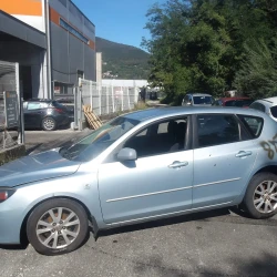 AUTO PER PEZZI Mazda Mazda3 2006 1.6 i