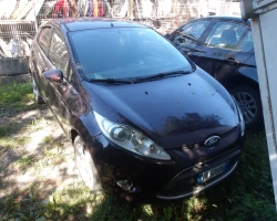 AUTO PER PEZZI Ford Fiesta 2010 	1.25L Duratec DOHC EFI