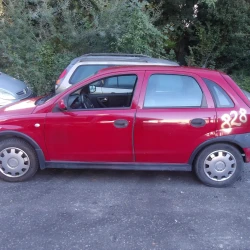 AUTO PER PEZZI Opel Corsa 2003 1.2
