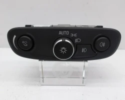LIGHT SWITCH Opel Insignia 2021 2.0 d 84215920