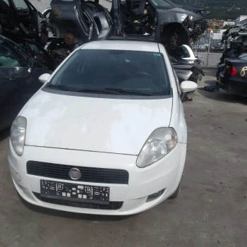 CAR FOR PARTS Fiat Grande Punto 2010 1.3 JTD