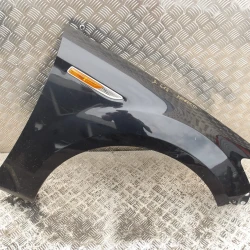 PARAFANGO DESTRO Ford Mondeo 2010 2.0 TDCI SW PARAFANGO DESTRO Ford Mondeo 2010 2.0 TDCI SW