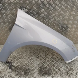 PARAFANGO DESTRO Ford Focus 2012 1.0 ECOBOOST PARAFANGO DESTRO Ford Focus 2012 1.0 ECOBOOST