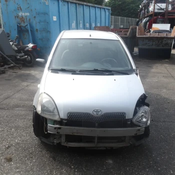 AVTO ZA DELE Toyota Yaris 2000 1.0