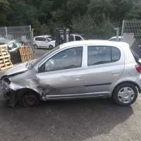 AVTO ZA DELE Toyota Yaris 2000 1.0