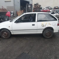AVTO ZA DELE Suzuki SWIFT 2000 1.0