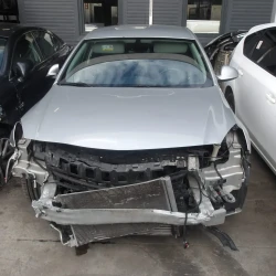 AUTO PER PEZZI Opel Insignia 2016 2.0 DT 16V AUTO PER PEZZI Opel Insignia 2016 2.0 DT 16V